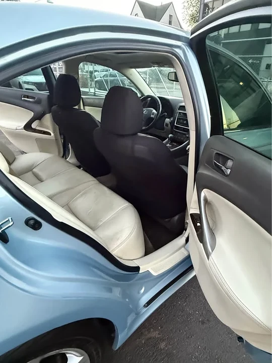 2011 Lexus IS 2nd Gen - Image 12 of 14