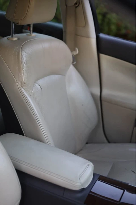 2011 Lexus IS 2nd Gen - Image 14 of 19