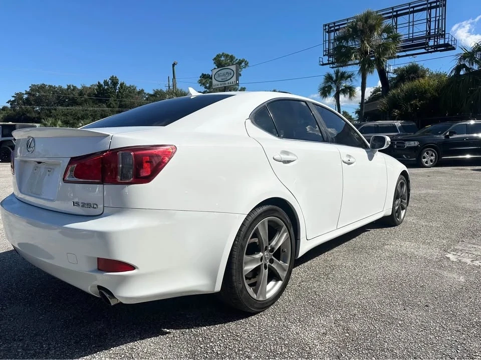 2011 Lexus IS 2nd Gen - Image 6 of 15