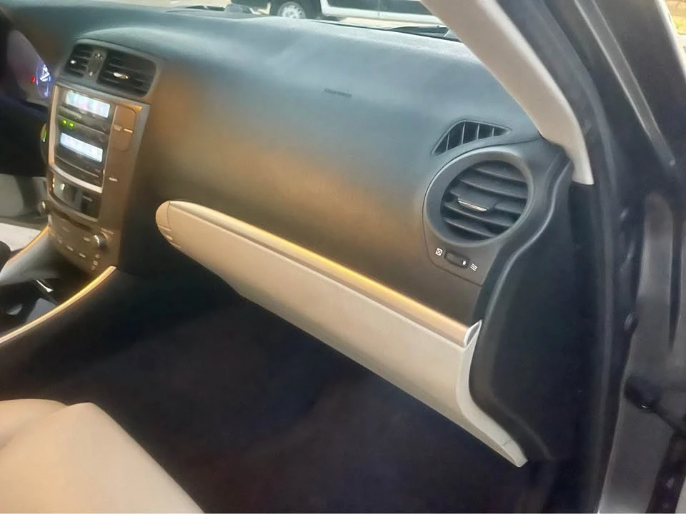 2011 Lexus IS 2nd Gen - Image 17 of 20