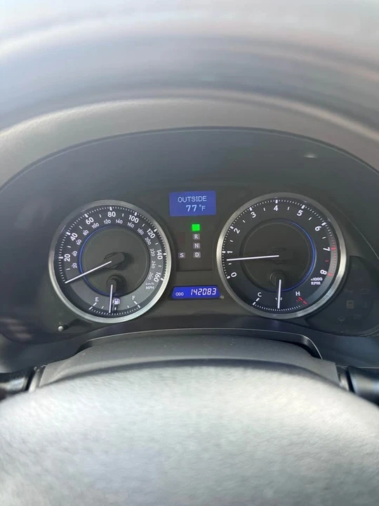2011 Lexus IS 2nd Gen - Image 4 of 12