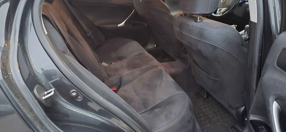 2011 Lexus IS 2nd Gen - Image 10 of 13