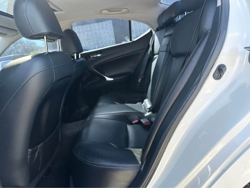 2011 Lexus IS 2nd Gen - Image 14 of 15