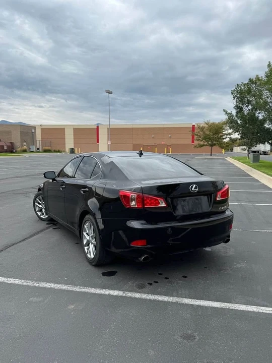 2011 Lexus IS 2nd Gen - Image 4 of 11