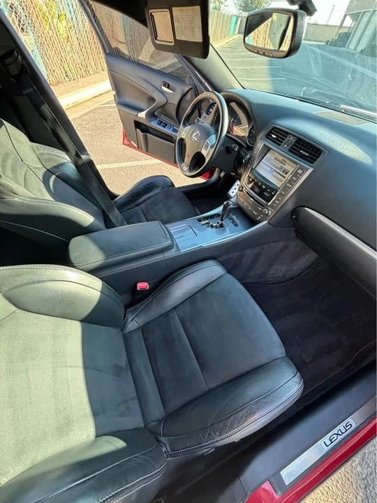 2011 Lexus IS 2nd Gen - Image 8 of 17