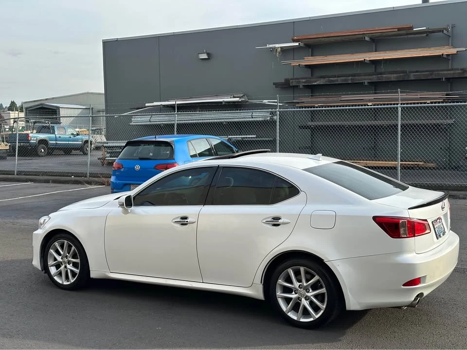2011 Lexus IS 2nd Gen - Image 4 of 10