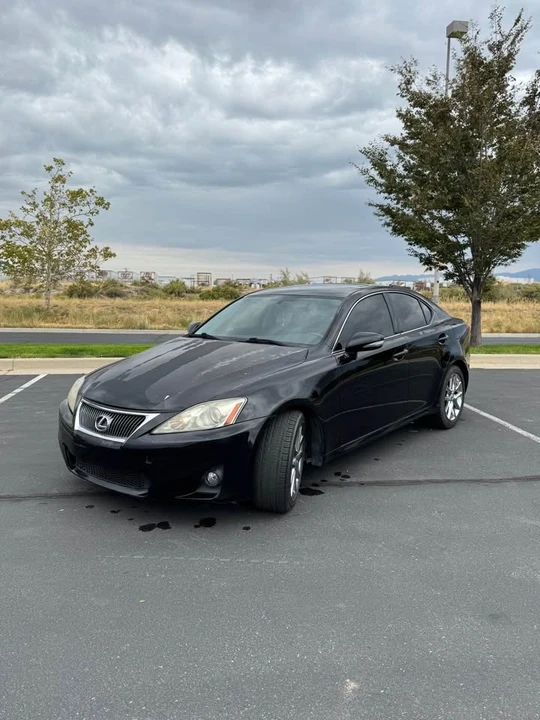 2011 Lexus IS 2nd Gen - Image 2 of 11