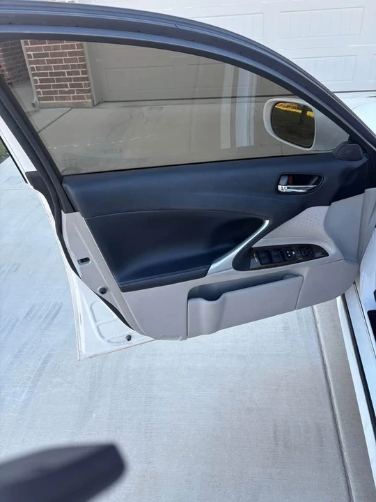 2011 Lexus IS 2nd Gen - Image 13 of 19