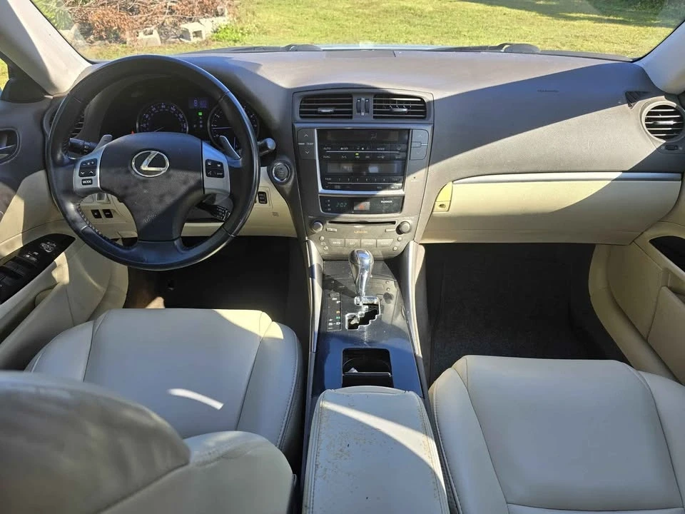 2011 Lexus IS 2nd Gen - Image 4 of 5