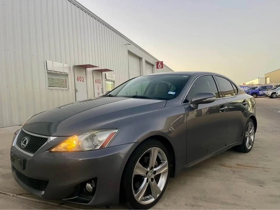 2011 Lexus IS 2nd Gen - Image 4 of 20