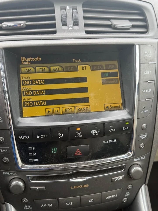 2011 Lexus IS 2nd Gen - Image 8 of 14