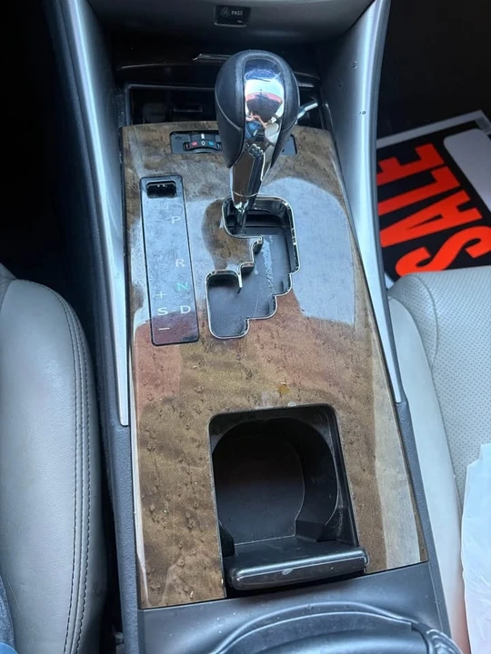 2011 Lexus IS 2nd Gen - Image 11 of 19