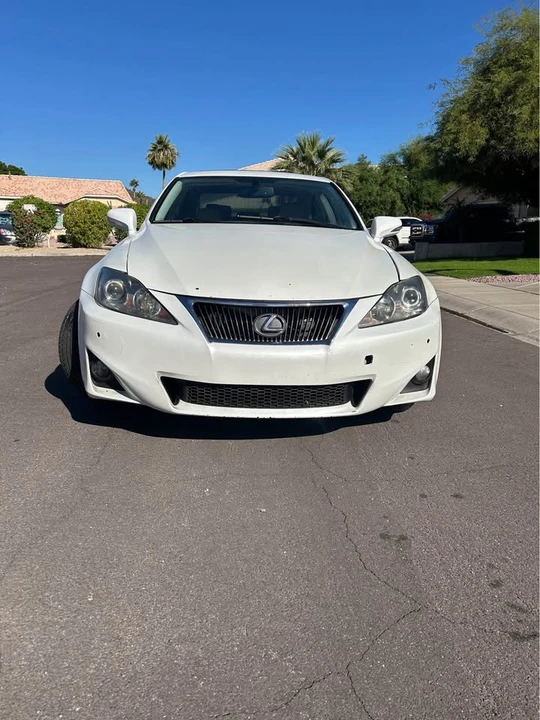 2011 Lexus IS 2nd Gen - Image 2 of 10