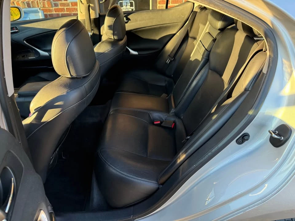 2011 Lexus IS 2nd Gen - Image 12 of 12