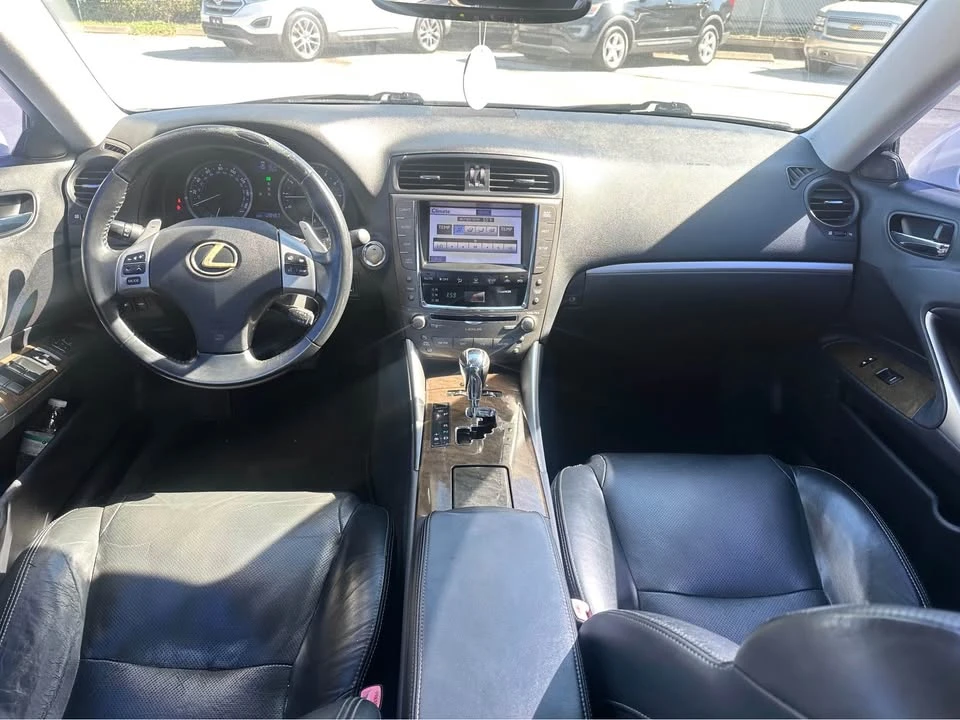2011 Lexus IS 2nd Gen - Image 9 of 13