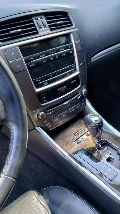 2011 Lexus IS 2nd Gen - Image 5 of 12