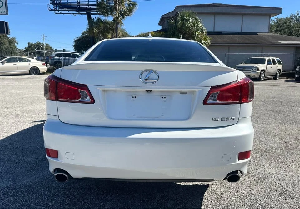 2011 Lexus IS 2nd Gen - Image 4 of 13