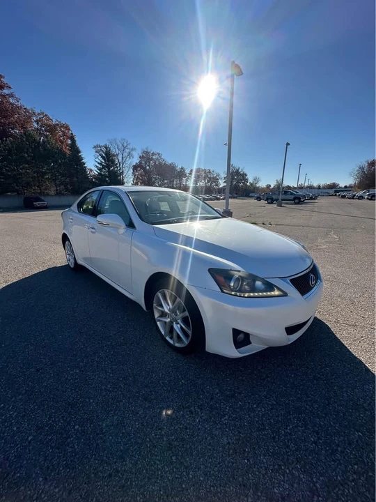 2011 Lexus IS 2nd Gen - Image 2 of 9