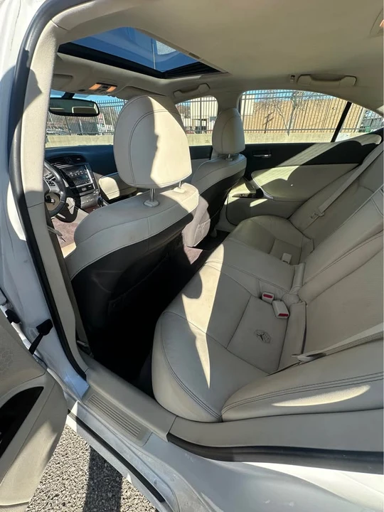 2011 Lexus IS 2nd Gen - Image 6 of 9