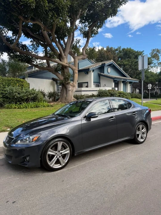 2011 Lexus IS 2nd Gen - Image 2 of 7