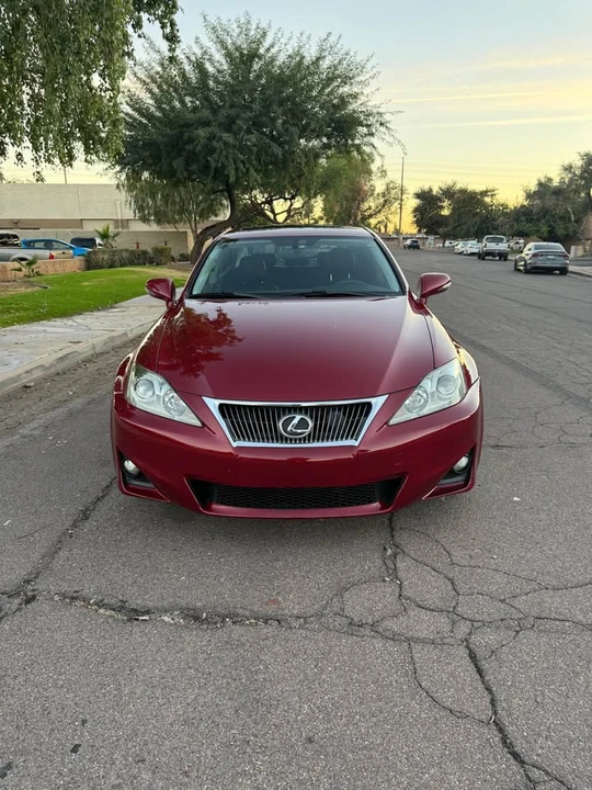 2011 Lexus IS 2nd Gen - Image 4 of 13