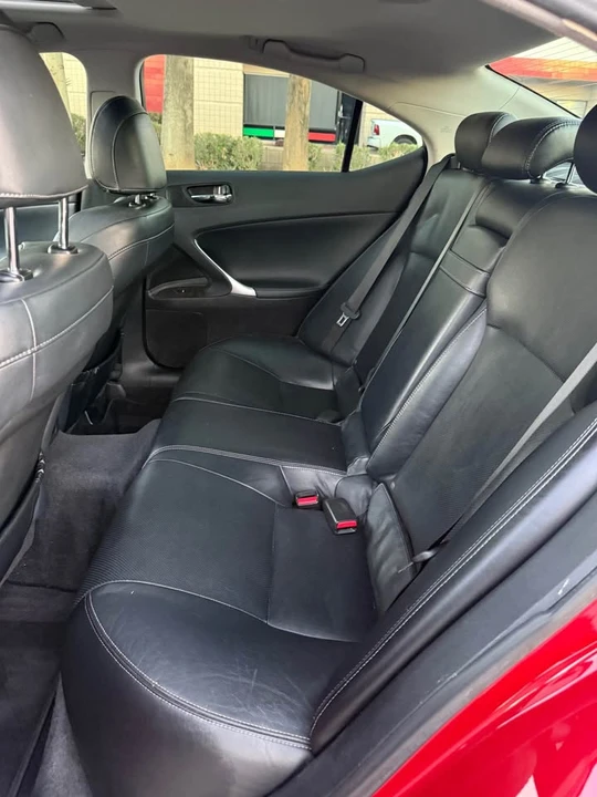2011 Lexus IS 2nd Gen - Image 11 of 13