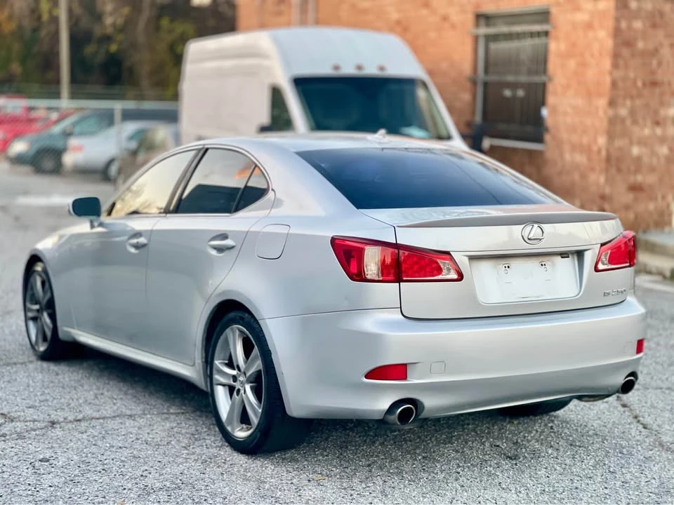 2011 Lexus IS 2nd Gen - Image 4 of 13