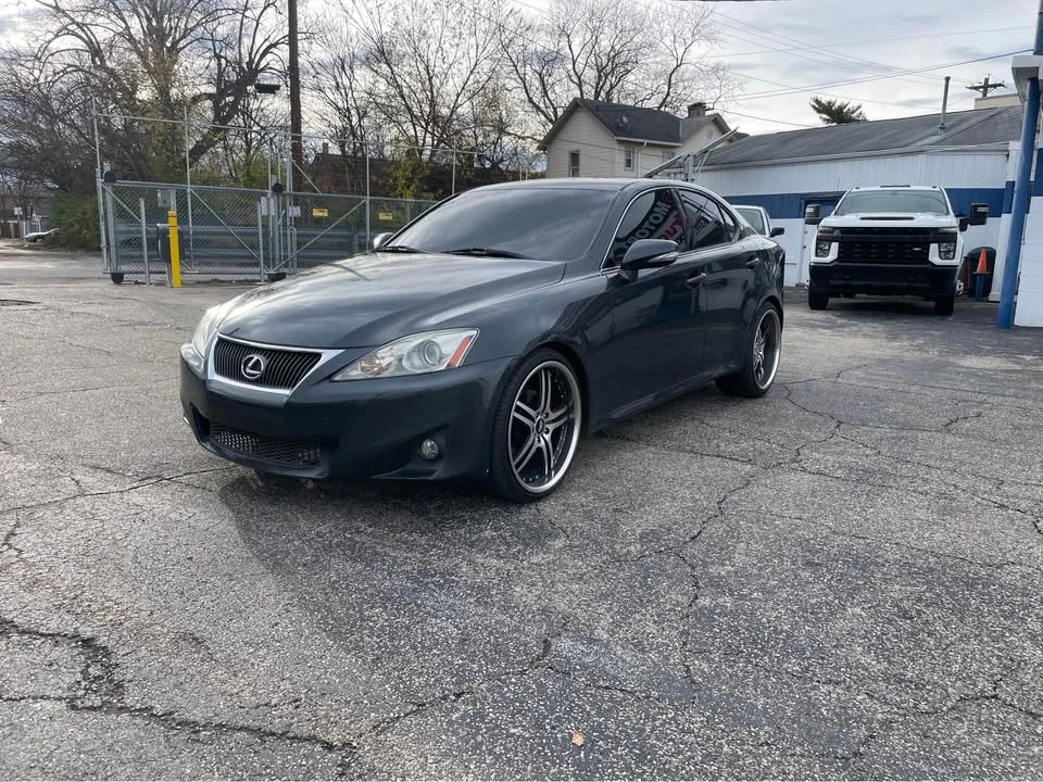2011 Lexus IS 2nd Gen - Image 6 of 17