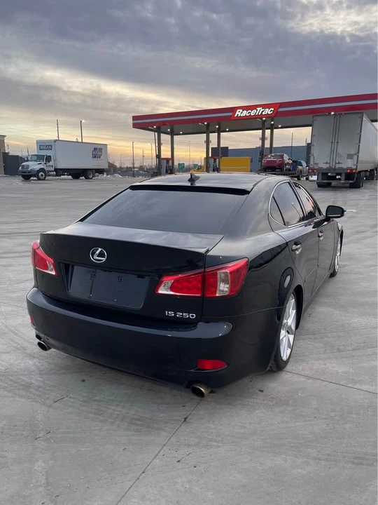 2011 Lexus IS 2nd Gen - Image 5 of 11