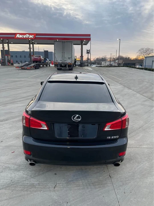 2011 Lexus IS 2nd Gen - Image 7 of 11