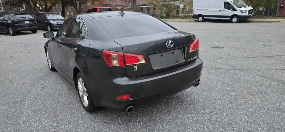 2011 Lexus IS 2nd Gen - Image 4 of 13
