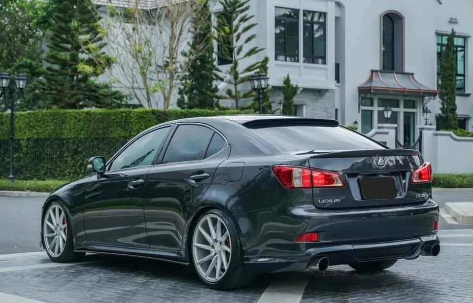 2011 Lexus IS 2nd Gen - Image 5 of 5