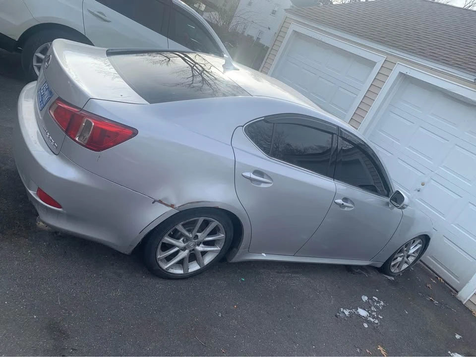 2011 Lexus IS 2nd Gen - Image 2 of 5