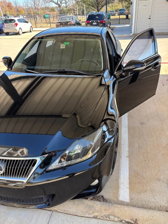 2011 Lexus IS 2nd Gen - Image 4 of 4