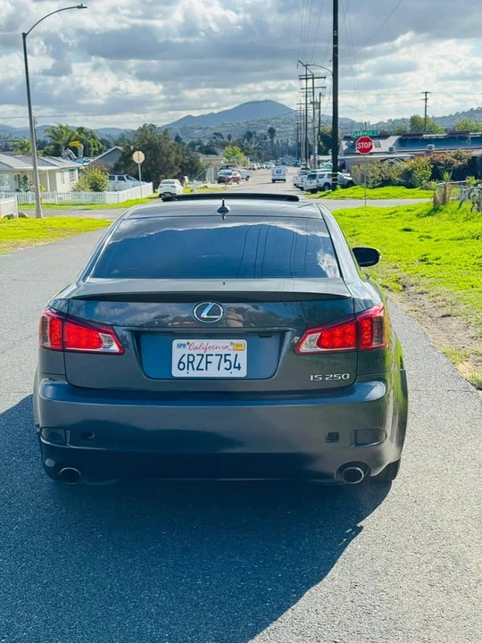 2011 Lexus IS 2nd Gen - Image 7 of 18