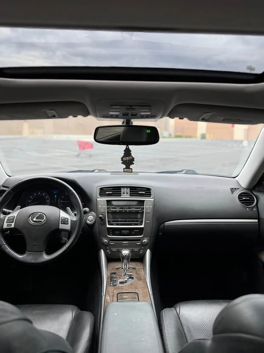 2011 Lexus IS 2nd Gen - Image 11 of 11