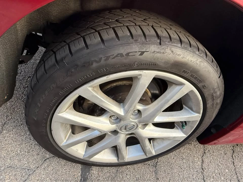 2011 Lexus IS 2nd Gen - Image 16 of 17