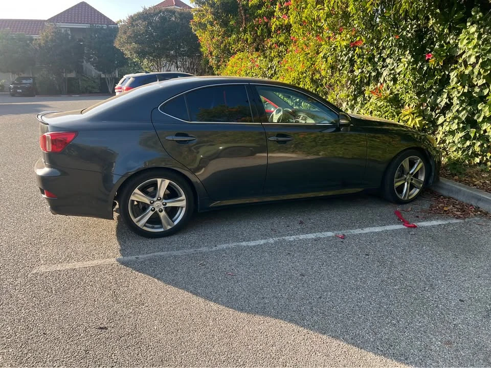 2011 Lexus IS 2nd Gen - Image 2 of 4