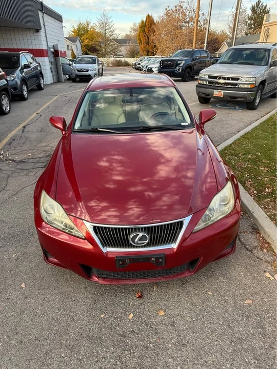 2011 Lexus IS 2nd Gen - Image 8 of 17
