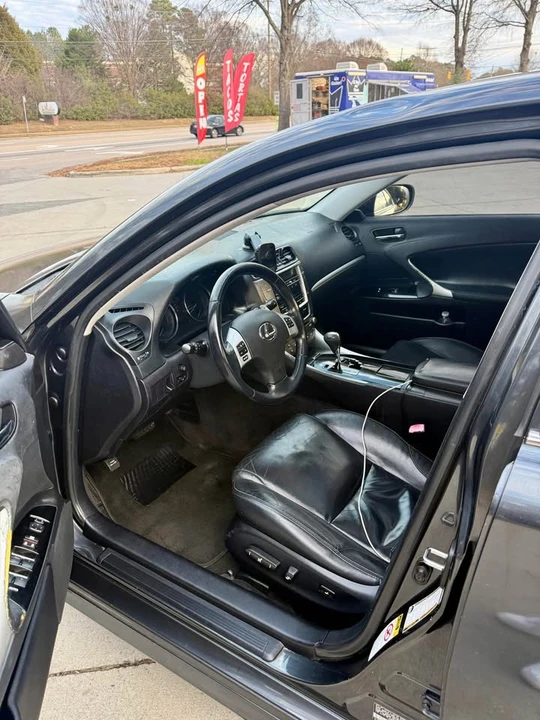 2011 Lexus IS 2nd Gen - Image 10 of 10