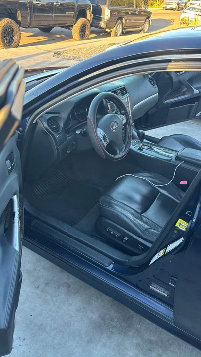 2011 Lexus IS 2nd Gen - Image 10 of 10