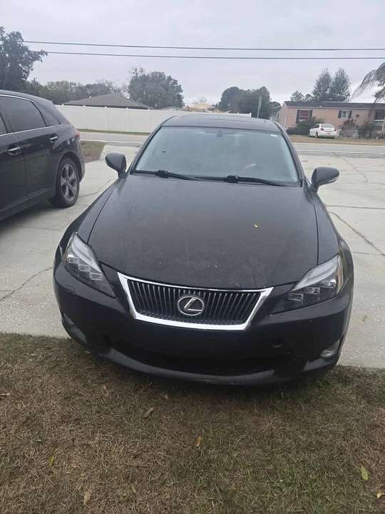 2011 Lexus IS 2nd Gen - Image 4 of 11