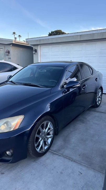 2011 Lexus IS 2nd Gen - Image 3 of 10