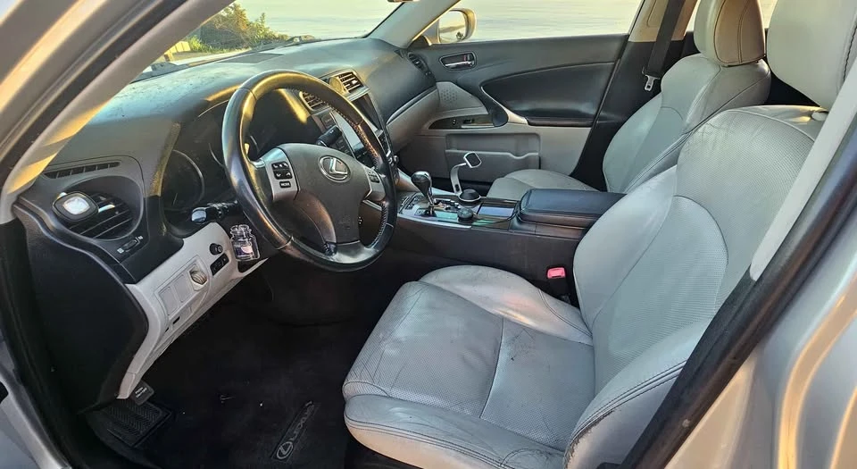 2011 Lexus IS 2nd Gen - Image 6 of 9