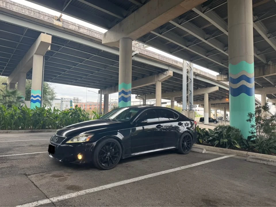 2011 Lexus IS 2nd Gen - Image 6 of 8