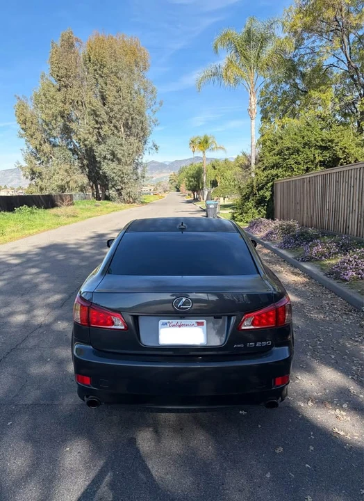 2011 Lexus IS 2nd Gen - Image 5 of 16