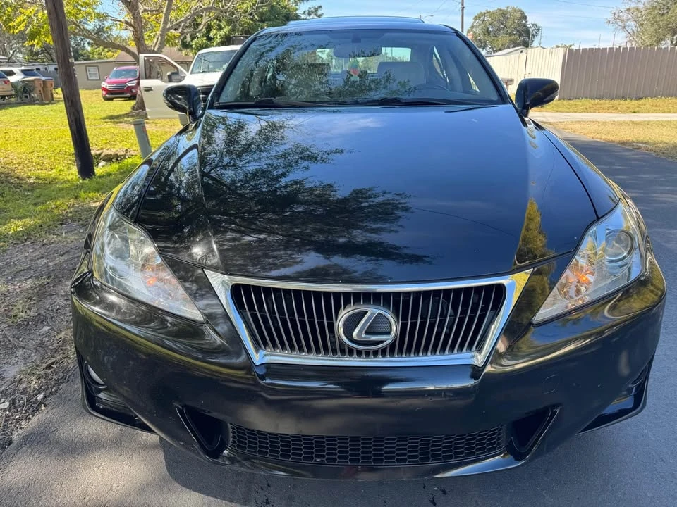 2011 Lexus IS 2nd Gen - Image 5 of 9