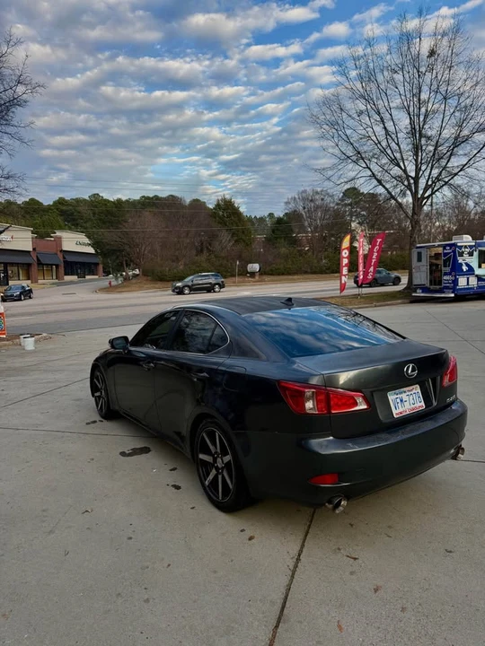 2011 Lexus IS 2nd Gen - Image 2 of 10