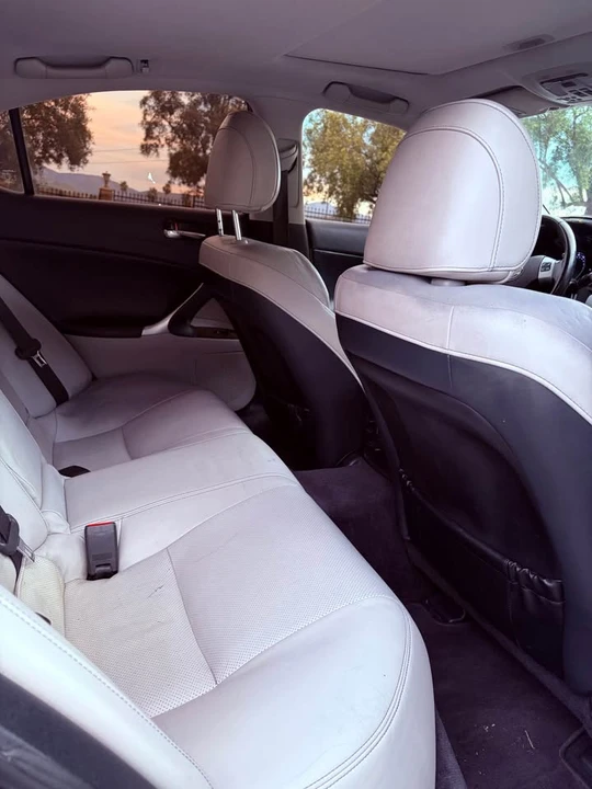 2011 Lexus IS 2nd Gen - Image 12 of 15
