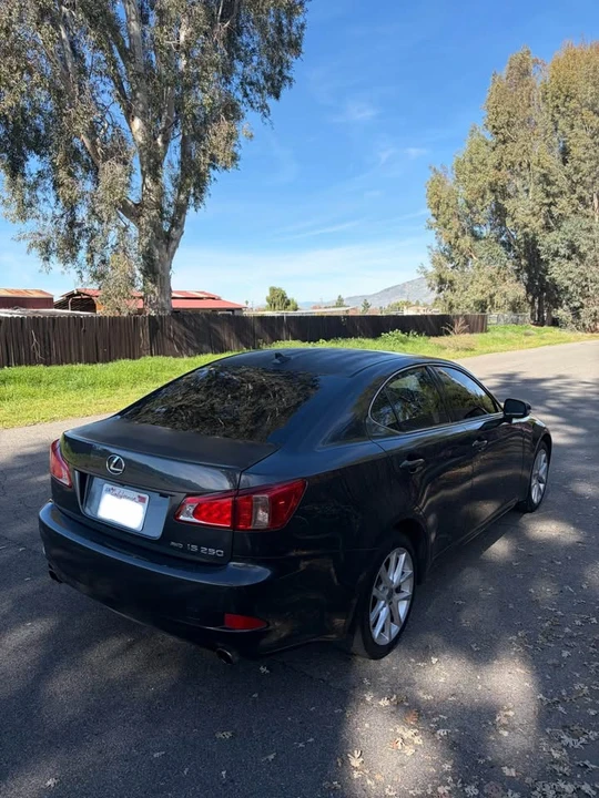 2011 Lexus IS 2nd Gen - Image 6 of 16